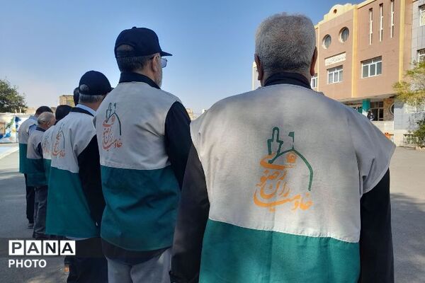 تجلی فرهنگ رضوی در دبیرستان طلوع‌فجر ملارد با برپایی موکب چایخانه حضرت الرضا(ع)