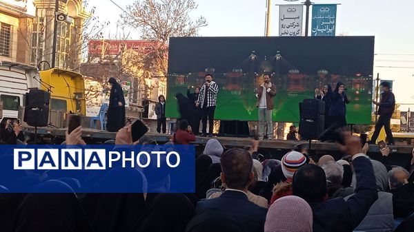 مهمانی کیلومتری اعیاد شعبانیه در خیابان امام خمینی نیشابور 