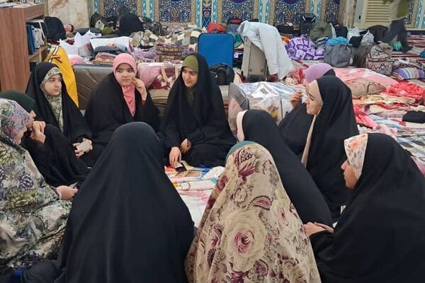 برگزاری آیین اعتکاف در مصلی رشت