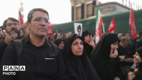 حضور باشکوه و پرشورمیلیونی ملت ایران در مراسم وداع با امام شهید