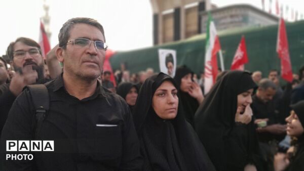 حضور باشکوه و پرشورمیلیونی ملت ایران در مراسم وداع با امام شهید