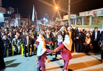 نمایش خیابانی به همت آموزش وپرورش در شهر قلعه رئیسی 