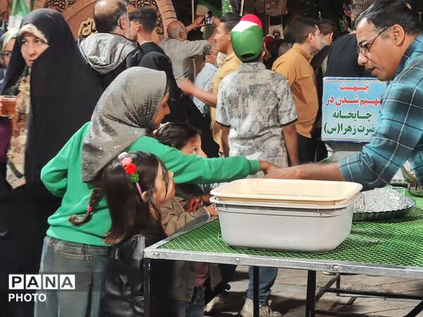  قاب پانا میزبان چایخانه های حسینه امام خمینی (ره)