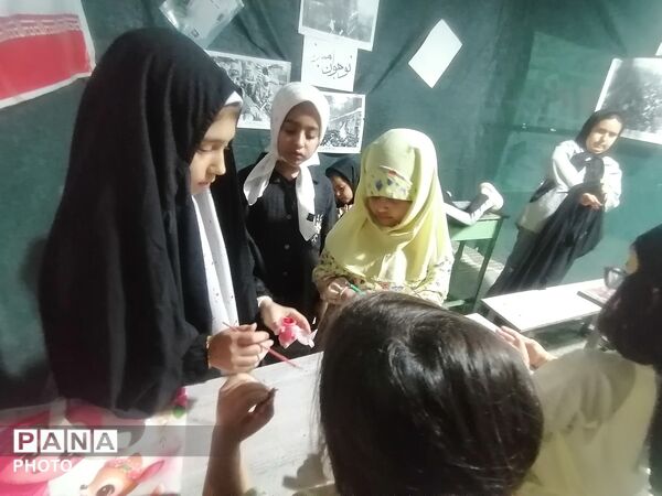 حضوردانش آموزان در موکب سازمان دانش آموزی در هشتاد و هفتمین شب تجمعات