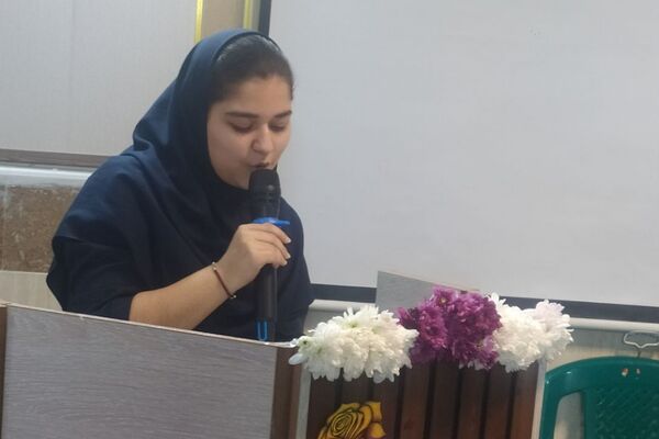 هنرنمایی دانش‌آموزان مدارس ناحیه دو شهرری در جشن میلاد حضرت فاطمه (س)