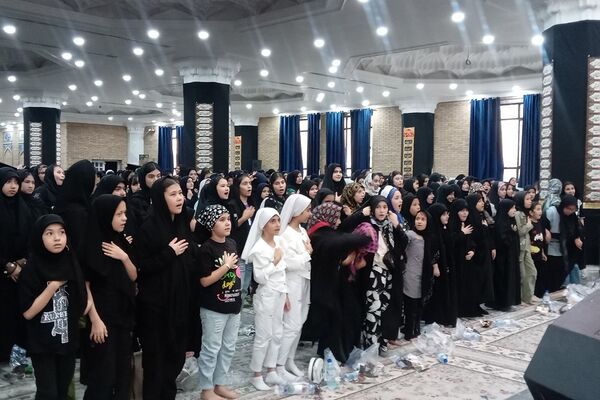 اجتماع بزرگ دختران عاشورایی منطقه 