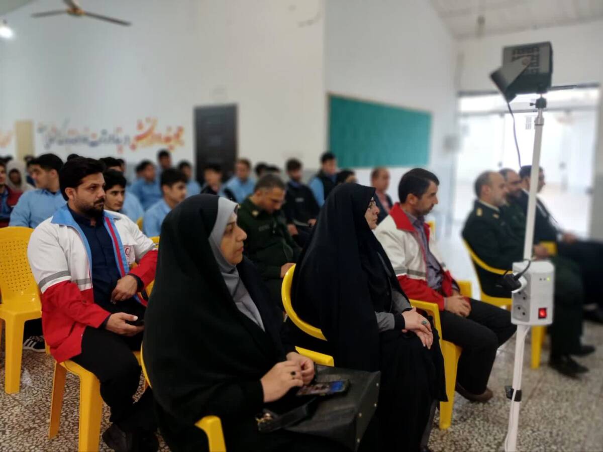 برگزاری پدافند غیرعامل در مدرسه امام علی(ع) شهرستان فریدونکنار
