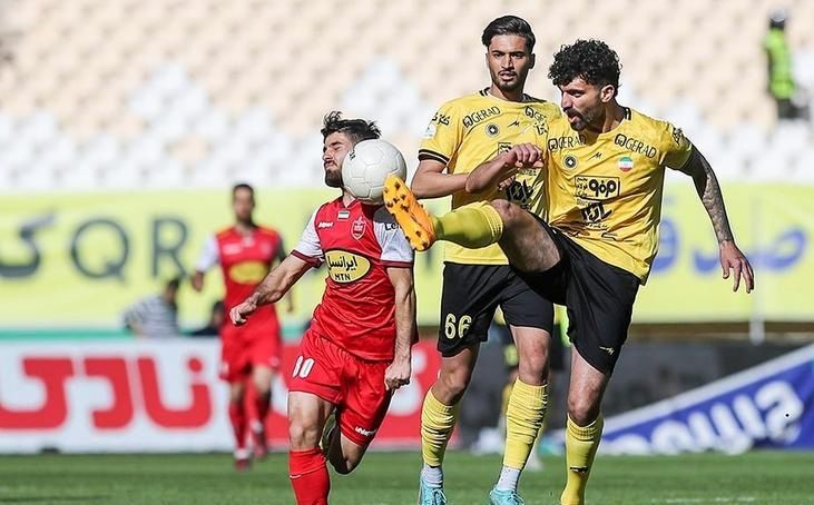 دانشگر  با طلایی‌پوشان اصفهان تمدید کرد