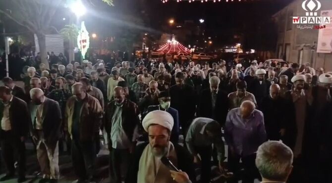 میعادگاه منتظران؛ نماز استغاثه در جوار بقعه آیت‌الله فاضل گروسی