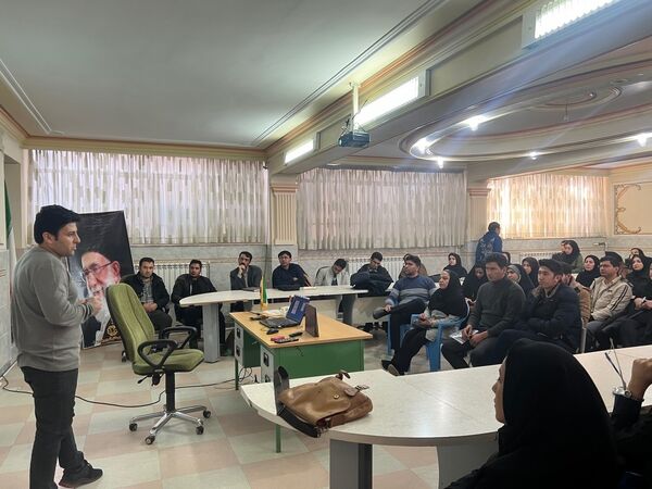 کارگاه توانمند‌سازی رابطین پژوهشی مدارس شهرستان بجنورد
