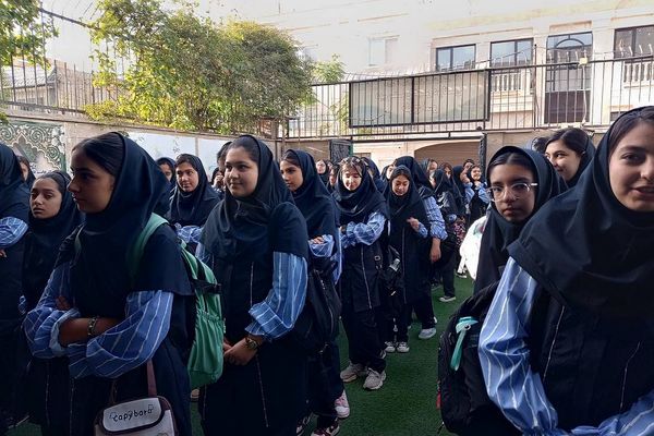 آیین باشکوه بازگشایی مدارس در سال تحصیلی ۱۴۰۵-۱۴۰۴ منطقه پردیس 