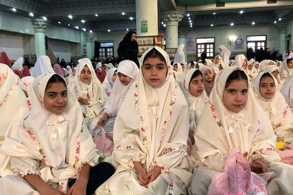 جشن بندگی دختران ناحیه دو شهرری 