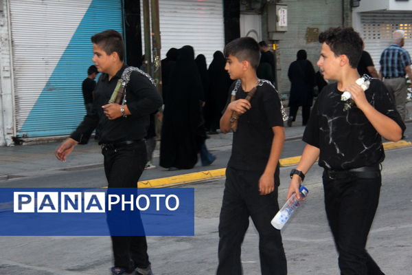 حضور نسل سوم حسینی در تاسوعا