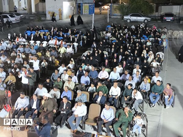 تجلیل معلمان منطقه سندرک در آیین بزرگداشت روز معلم