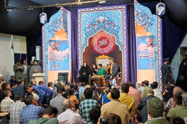 محفل انس با قرآن کریم در آستان مقدس امامزاده شعیب (ع) در شهرستان سبزوار