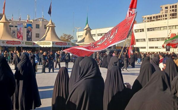 بزرگترین اطعام فاطمی کشور در مراسم استقبال از شهدا