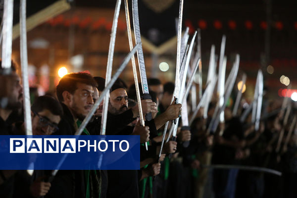 «مشق شمشیر» عزاداری سنتی نجفی‌های مقیم قم