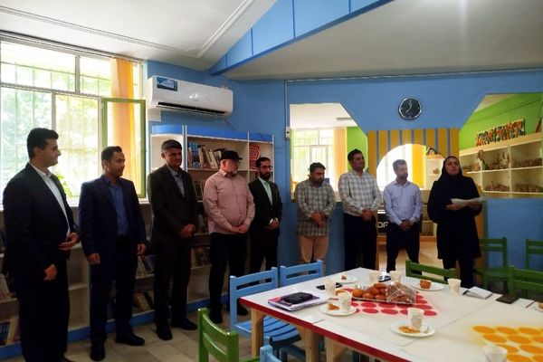گرامیداشت روز معلم در لردگان؛ تجلیل از چراغ‌داران راه آینده