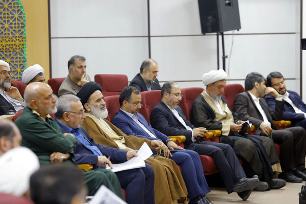 جلسه شورای اداری استان قم با حضور رئیس جمهوری
