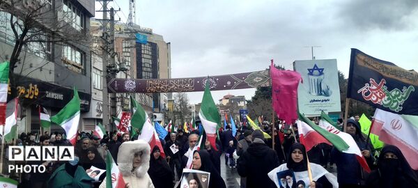 اجتماع بزرگ مردم کرج در راهپیمایی روز قدس