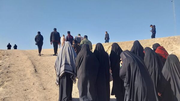 حضور عاشقان شهدا در کربلای ایران