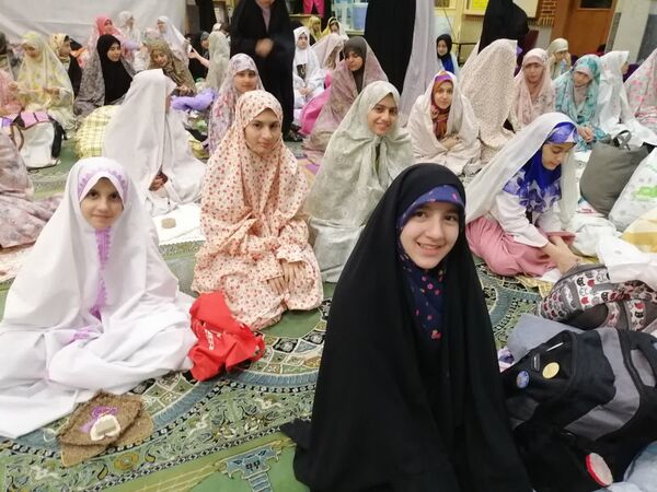 حضور پرشور دانش‌آموزان منطقه پردیس در اعتکاف سال ۱۴۰۳