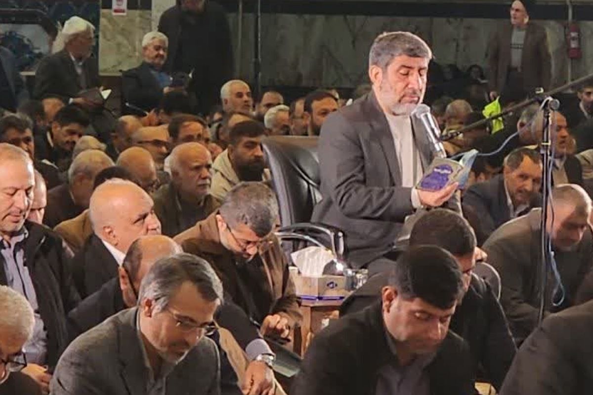 طنین انداز شدن اولین دعای ندبه در مصلی اسلامشهر