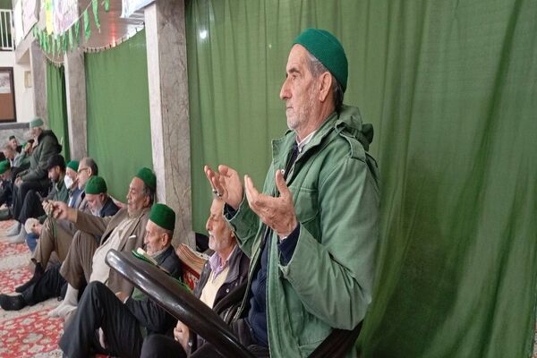 اقامه نماز عبادی،سیاسی جمعه همزمان با ایام دهه فجر در شهر بار نیشابور