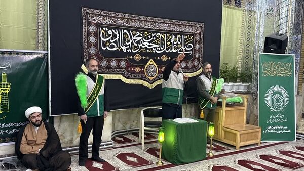 مردم کرج برای شهادت امام صادق (ع) یکپارچه سیاه پوش شدند