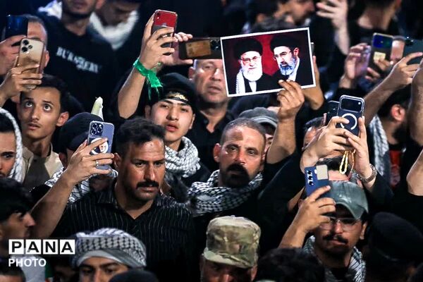 تشییع رهبر شهید انقلاب در کربلای معلی