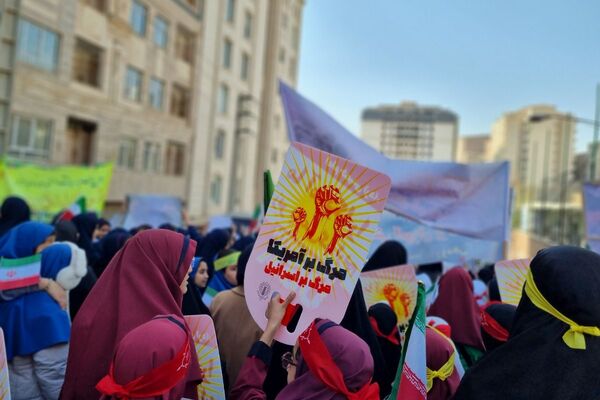 ۱۳ آبان؛ روزی که نسل فردا حماسه امروز را نوشت!