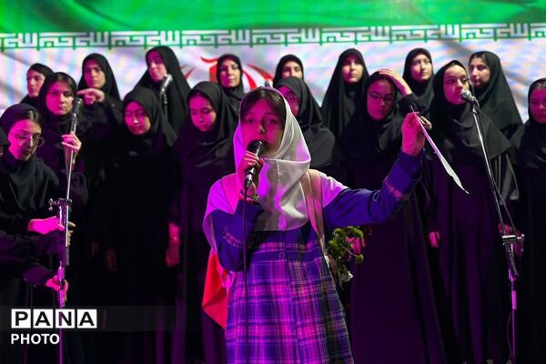  نقش‌آفرینی تربیتی مدارس ورامین در دفاع از جبهه مقاومت