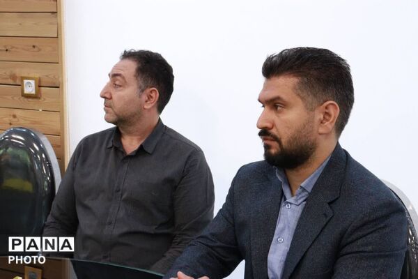 هم‌افزایی مدیران سوادآموزی پایتخت در منطقه ۱۴؛ گامی نو در توانمندسازی کارکنان