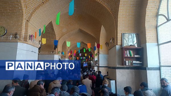 نماز عبادی و سیاسی جمعه در اولین روز از دهه فجر در نیشابور 