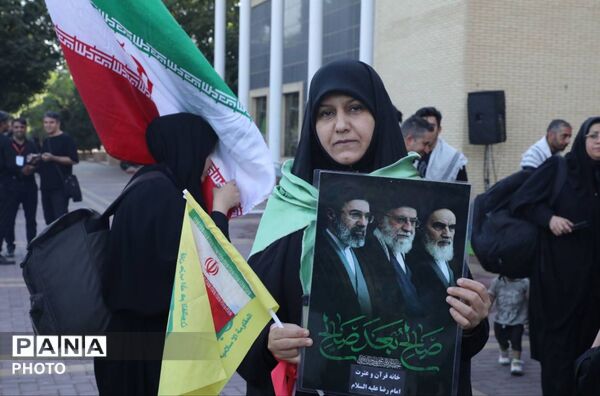 فرهنگسرای خاوران؛ خانه‌ای برای زائران تشییع رهبر شهید