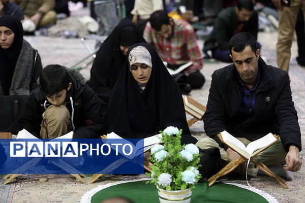 جشن میلاد امام علی(ع) در حرم حضرت معصومه(س) با تلاوت قاریان نوجوان 