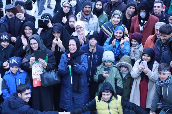 گروه تئاتر پانا  با نام ‘منتظران ظهور’ در روز 22 بهمن نمایش جذابی را به اجرا درآورد