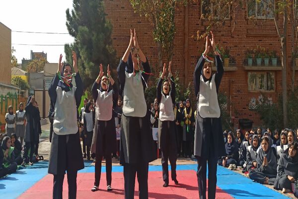  المپیاد ورزشی در دبیرستان ۱۳ آبان مشهد