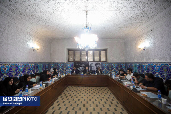 نشست خبری پروژه فرهنگی و هنری دوازده