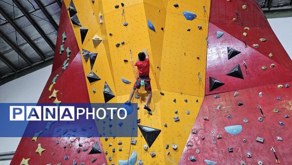معرفی ورزش سنگ‌نوردی به دانش‌آموزان کهگیلویه و بویراحمد