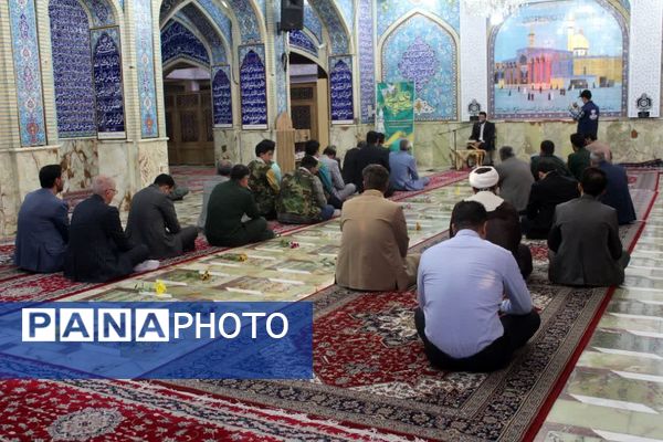 آیین عطرافشانی و گل افشانی مزار شهدا در سمنان