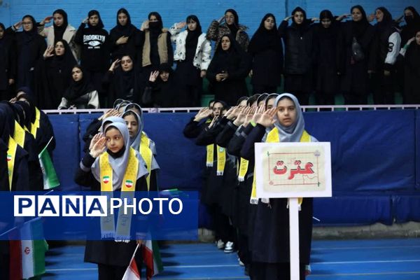 سالن شهید رجایی ورامین میزبان همایش یاوران انقلاب