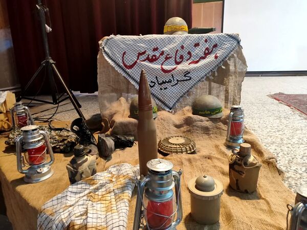 آئین پرطنین زنگ مهر و مقاومت در مدارس شهرستان خاتم 