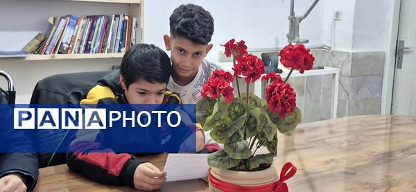 هم اندیشی انجمن خبرنگاری پسران کانون لقمان کاشمر