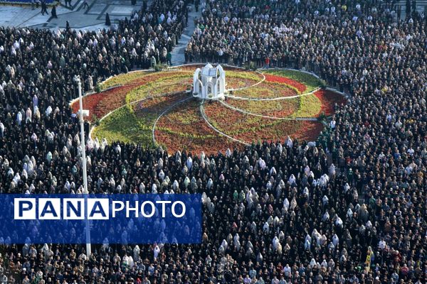 حرم مطهر رضوی، غرق در نوای مهمانان خدا