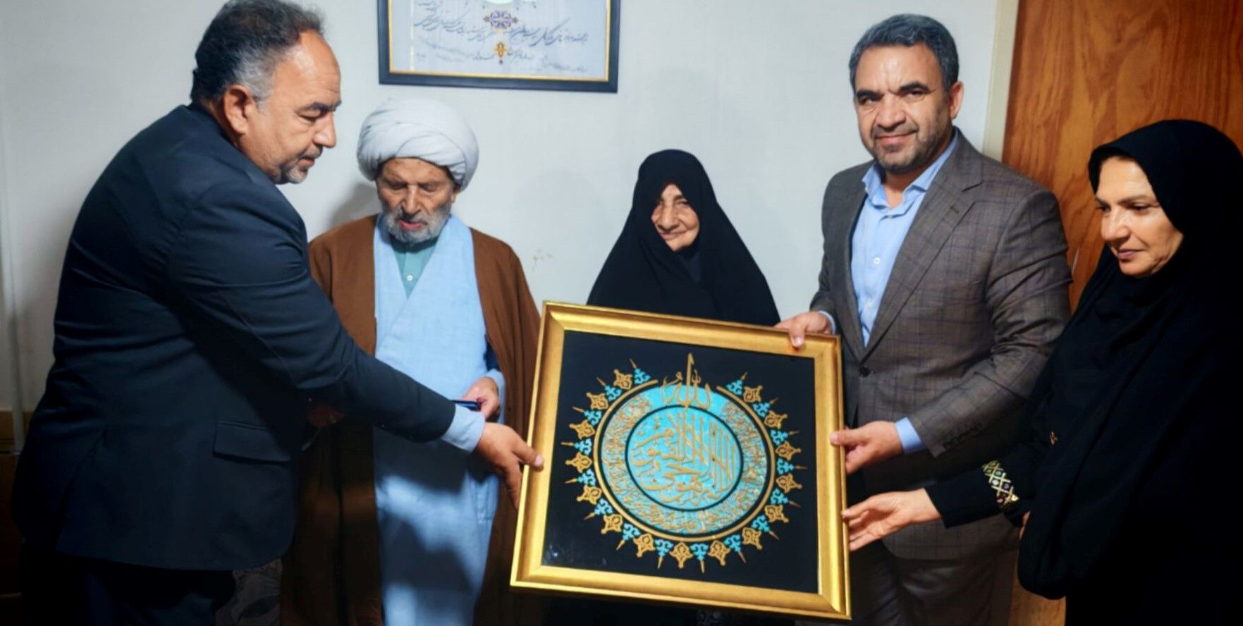 خانه‌ای ساده با تربیتی بزرگ در روستای افین؛ خاستگاه تربیت یک شهید و یک وزیر