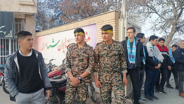 مراسم استقبال از شهید گمنام در دبیرستان شاهد ابوذر غفاری نیشابور 