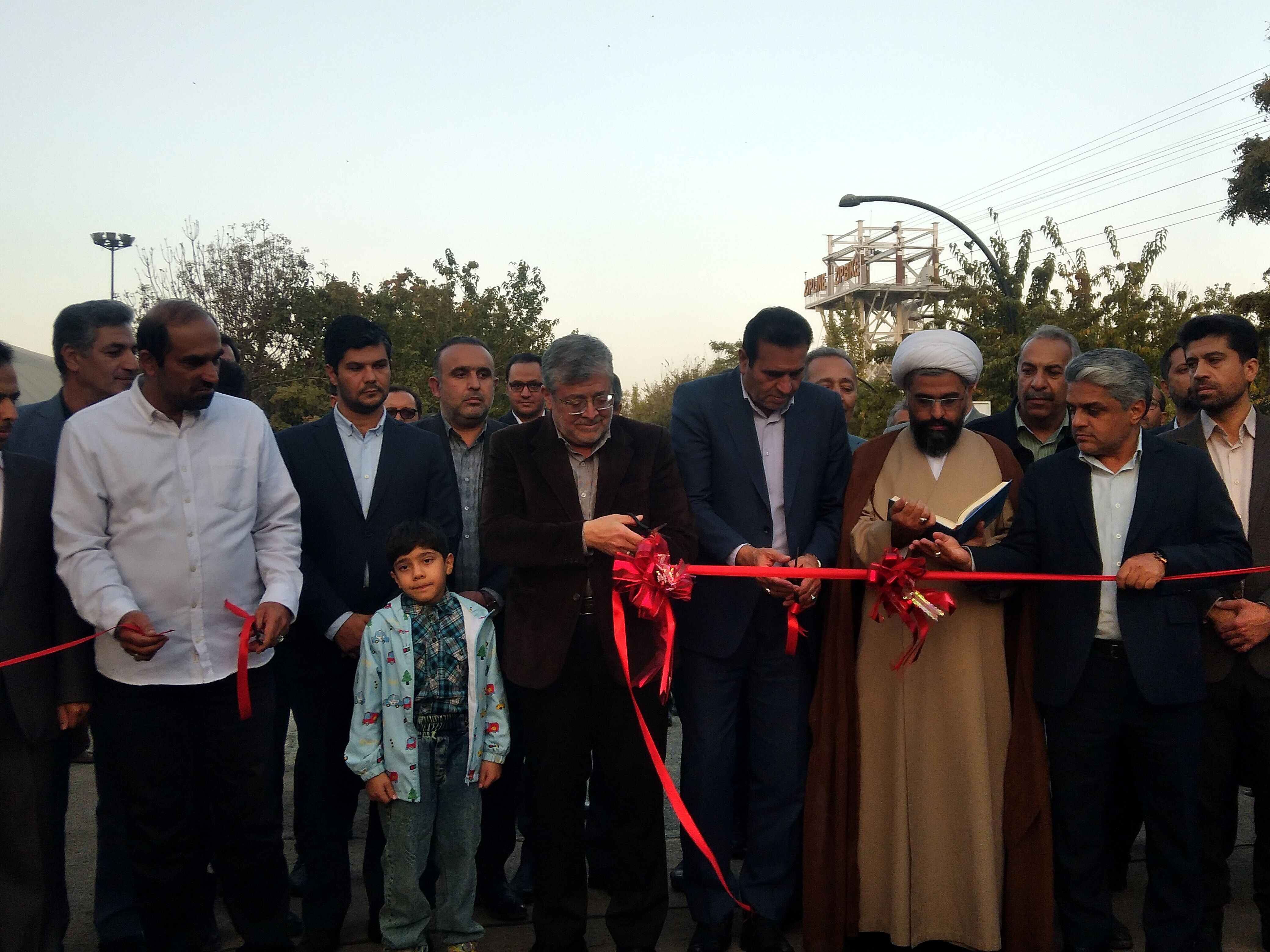 جشنواره طعم و رنگ پاییز با حضور شهردار مشهد آغاز به کار کرد