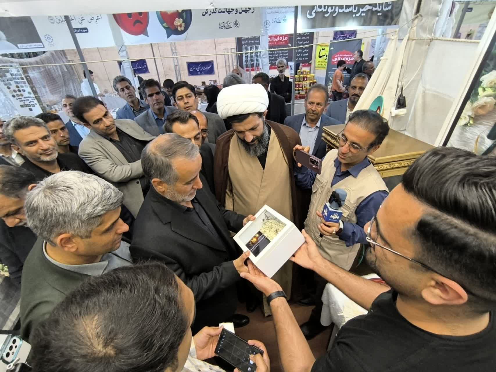 نمایشگاه نسخ خطی قرآن در بیرجند برپا شد