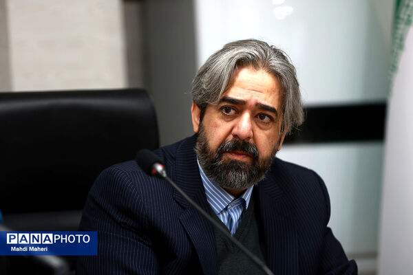 اولین نشست کارگروه تدوین سند دوازدهمین دوره مجلس دانش‌آموزی
